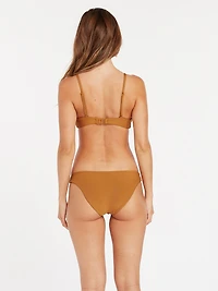 Simply Seamless V Neck Top