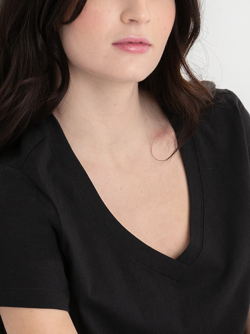 Relaxed V-Neck Tee Black