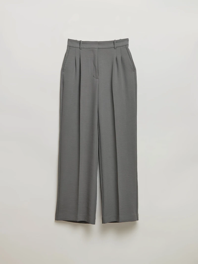 Maxwell Pleated Wide Leg Crepe Pant Poppy Seed