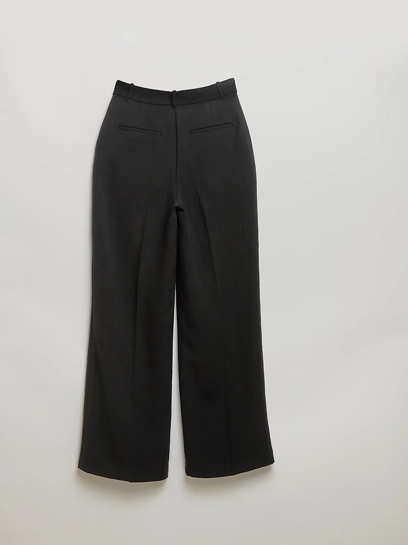 Maxwell Pleated Wide Leg Crepe Pant Black