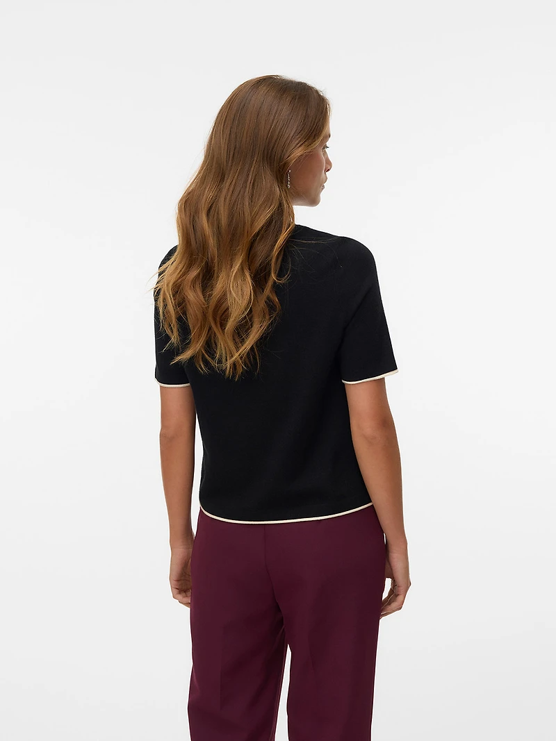 Vero Moda Breeze Pull-Over with Contrast Tipping