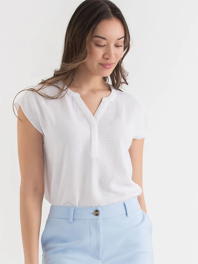 Linny Henley Extend Sleeve White