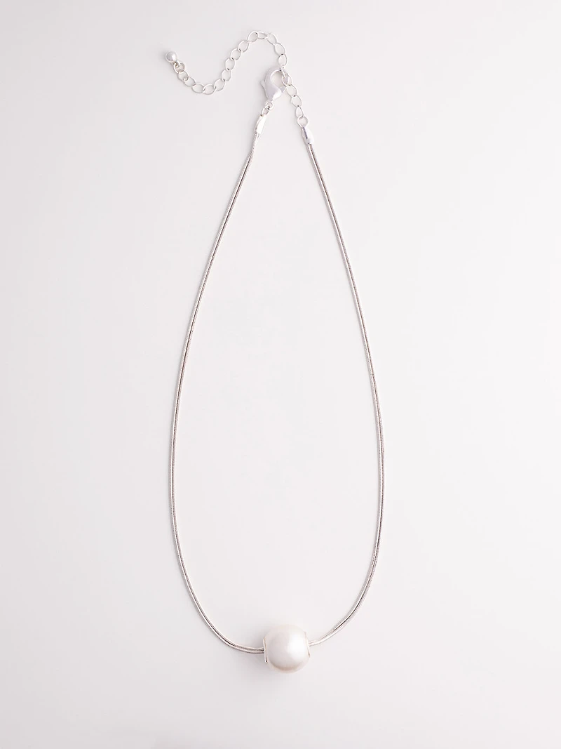 Large Single Pearl Short Necklace