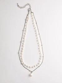 Short Delicate Layered Pearl Necklace
