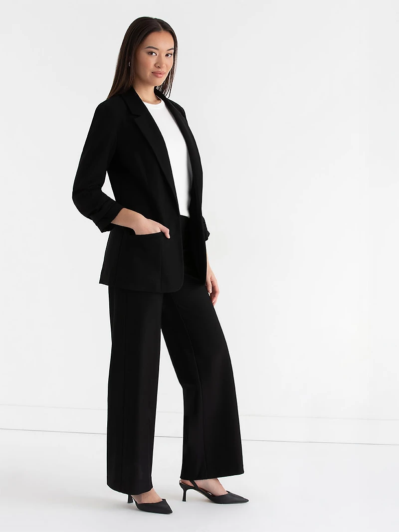 Black Luxe Manchester Relaxed Blazer