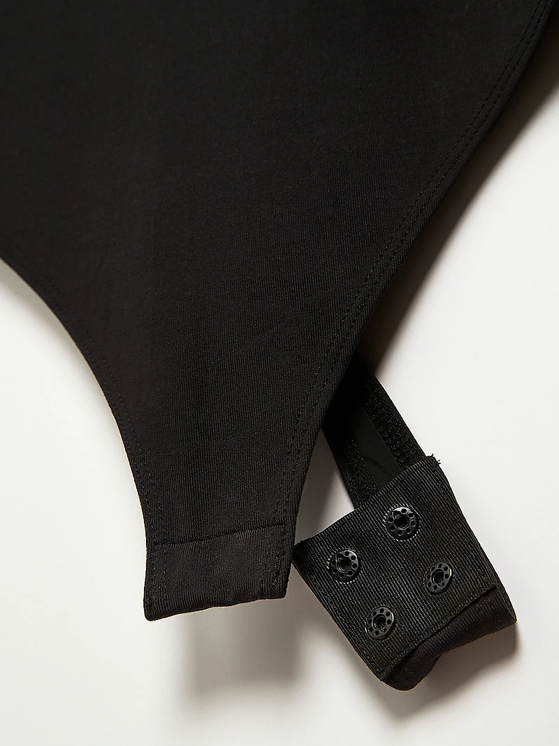 Short Sleeve Square Neck Bodysuit Black