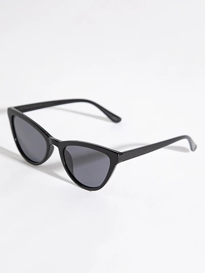 Black Cat Eye Frame Sunglasses with Case