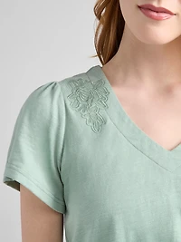 Short Sleeve V-Neck Embroidered Top Green Mist