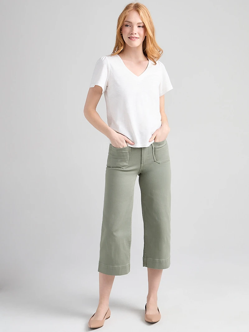 Short Sleeve V-Neck Embroidered Top