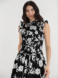 Sleeveless Poplin Smocked Top Black and White Floral