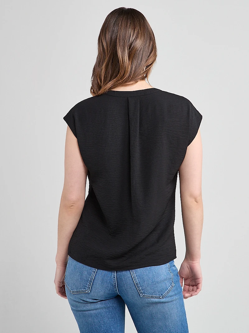 Extended Sleeve Henley Black