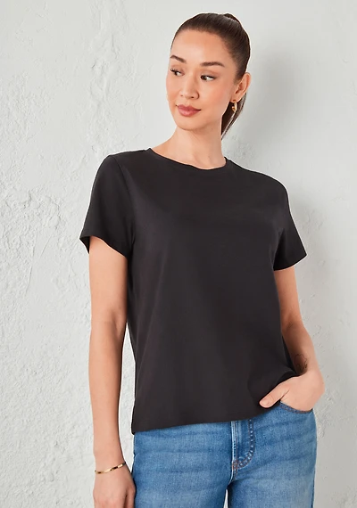 Short Sleeve Crew Neck Relaxed Tee