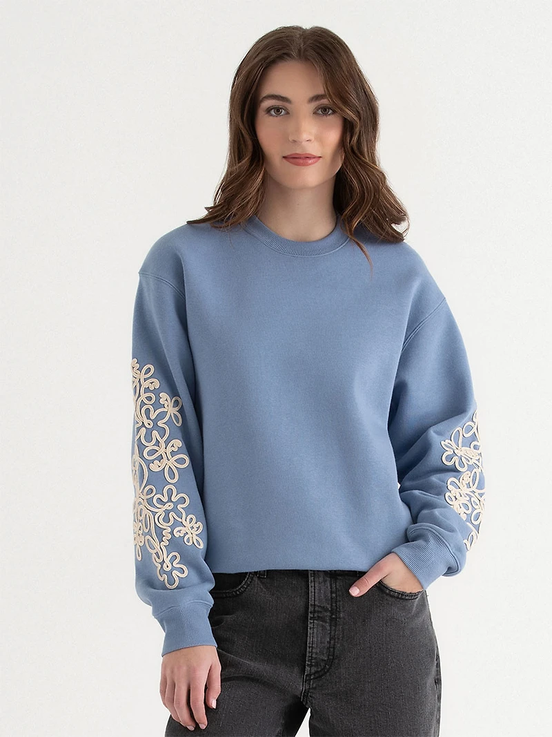 Classic Fit Cotton Crewneck Sweatshirt Infinity Arm Floral