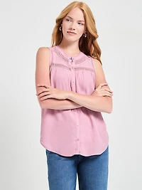 Sleeveless Crochet Insert Top Lilas