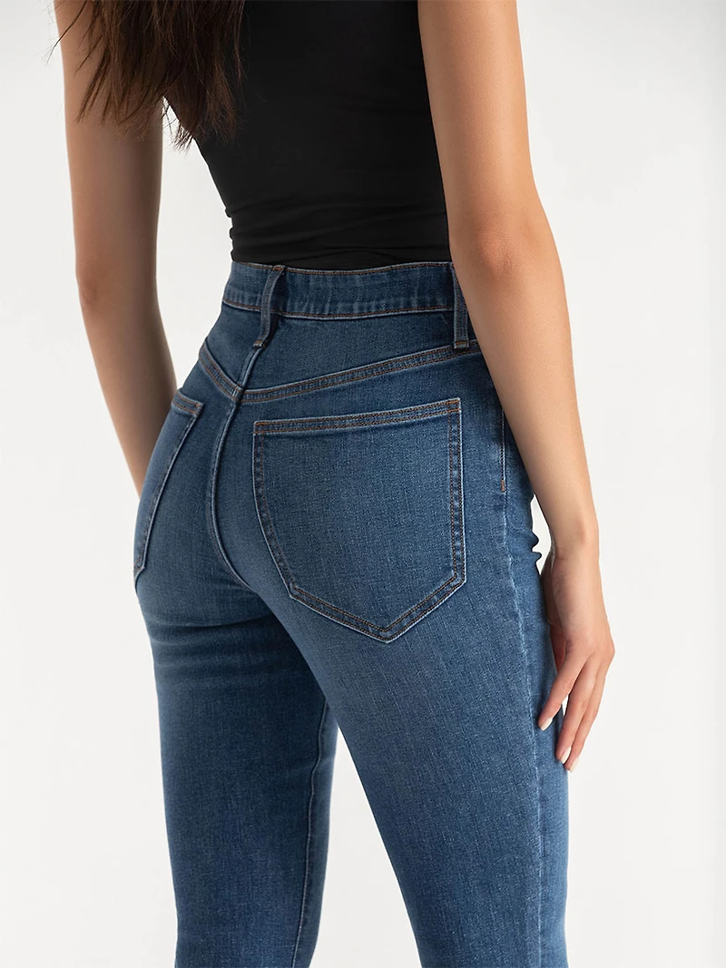 Betty Bootcut High Rise Jeans Black