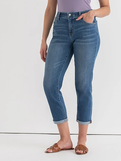 Gigi Girlfriend Jeans Mid Wash
