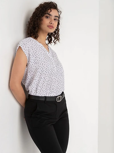 Linny Extended Sleeve Henley