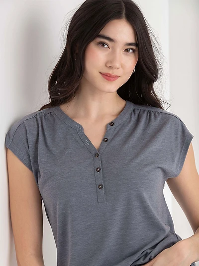 Henley T-Shirt