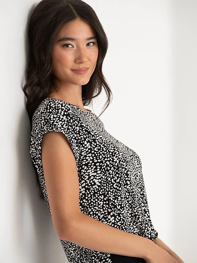 Sydney Scoop Neck Tab Sleeve Top