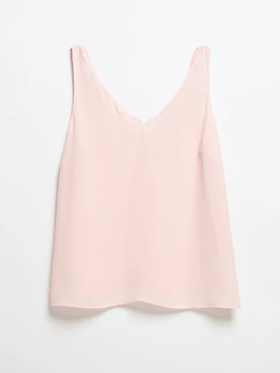 Sleeveless V-Neck Scallop Tank Blouse