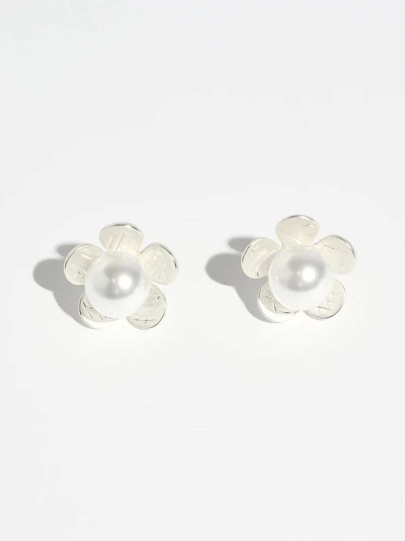 Flower Pearl Earrings