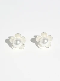 Flower Pearl Earrings