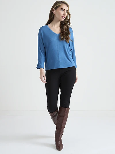 3/4 Sleeve V-Neck Hacci Top