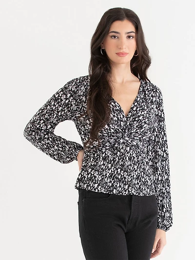 Front Twisted Top