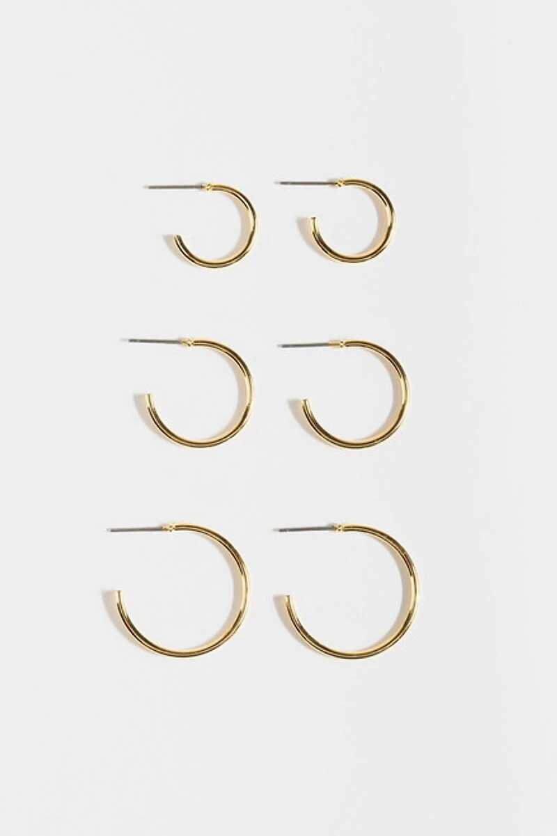 Averie Huggie Hoop Set