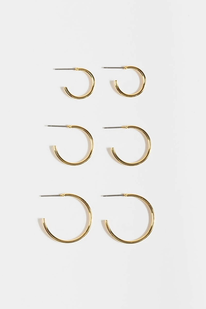 Averie Huggie Hoop Set