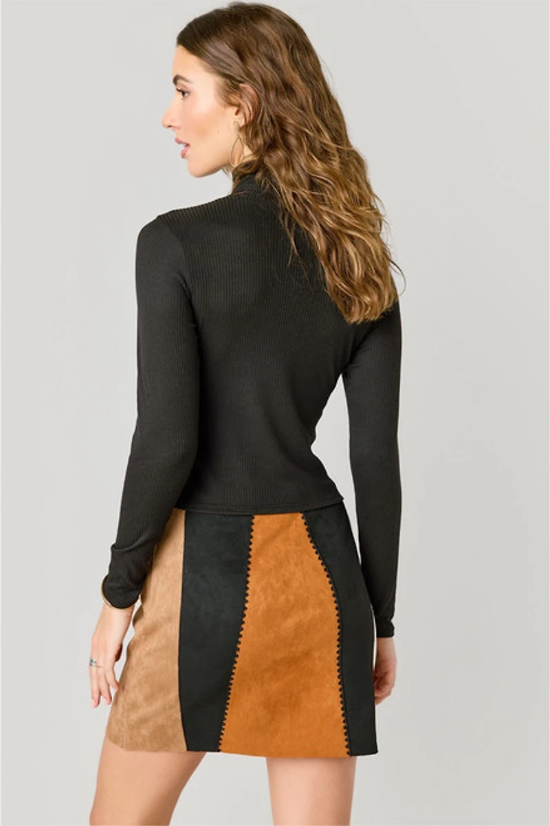 Beth Ribbed Turtle Neck Top