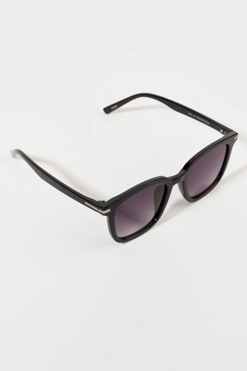 Elliot Geo Wayfarer Sunglasses