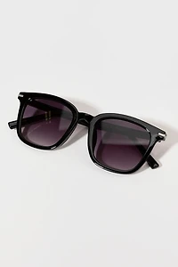 Elliot Geo Wayfarer Sunglasses