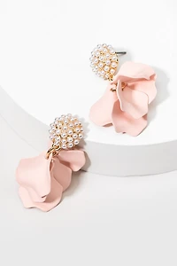 Sue Petals And Pearl Earrings