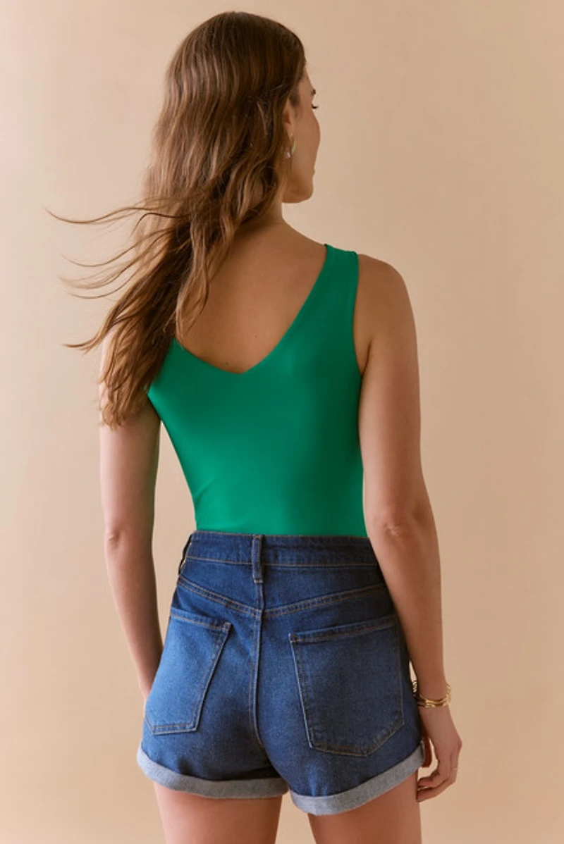 yummi by francesca's Sleeveless V Neck Bodysuit