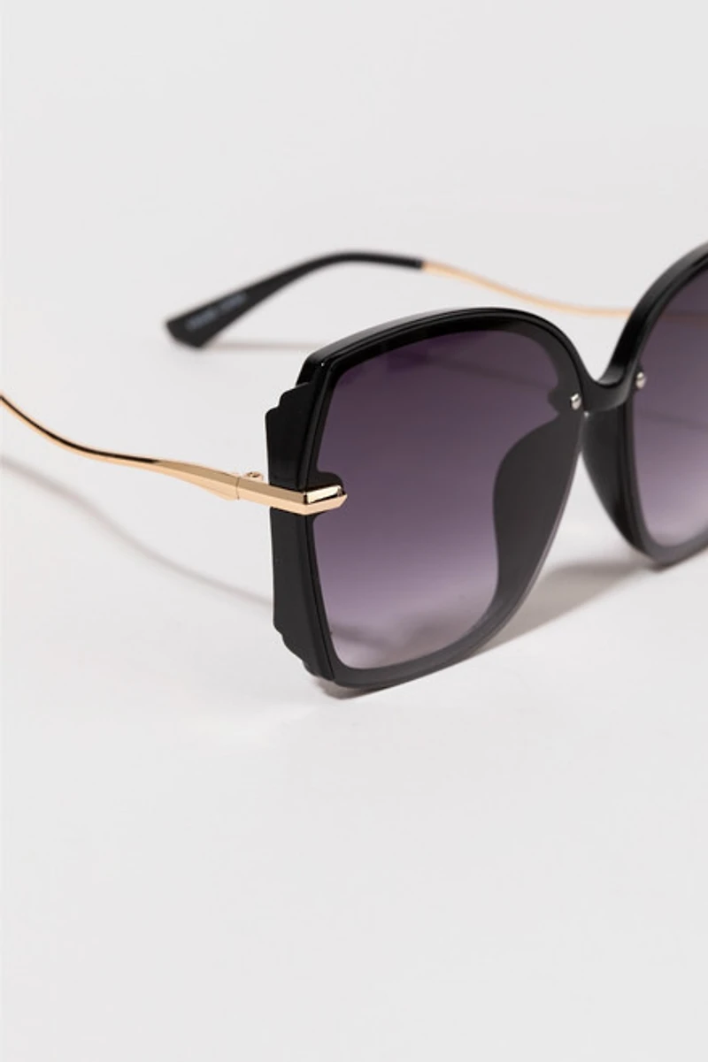 Angie Square With Curved Handle Sunglasses