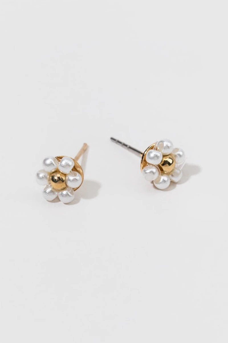 Hello Franki Pearl Blossom Stud Earrings for girls