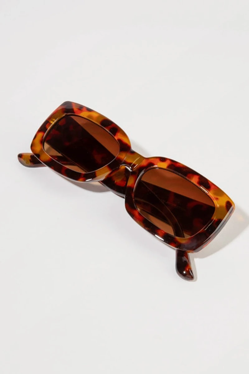 Tami Oversized Rectangle Tort Shell Sunglasses
