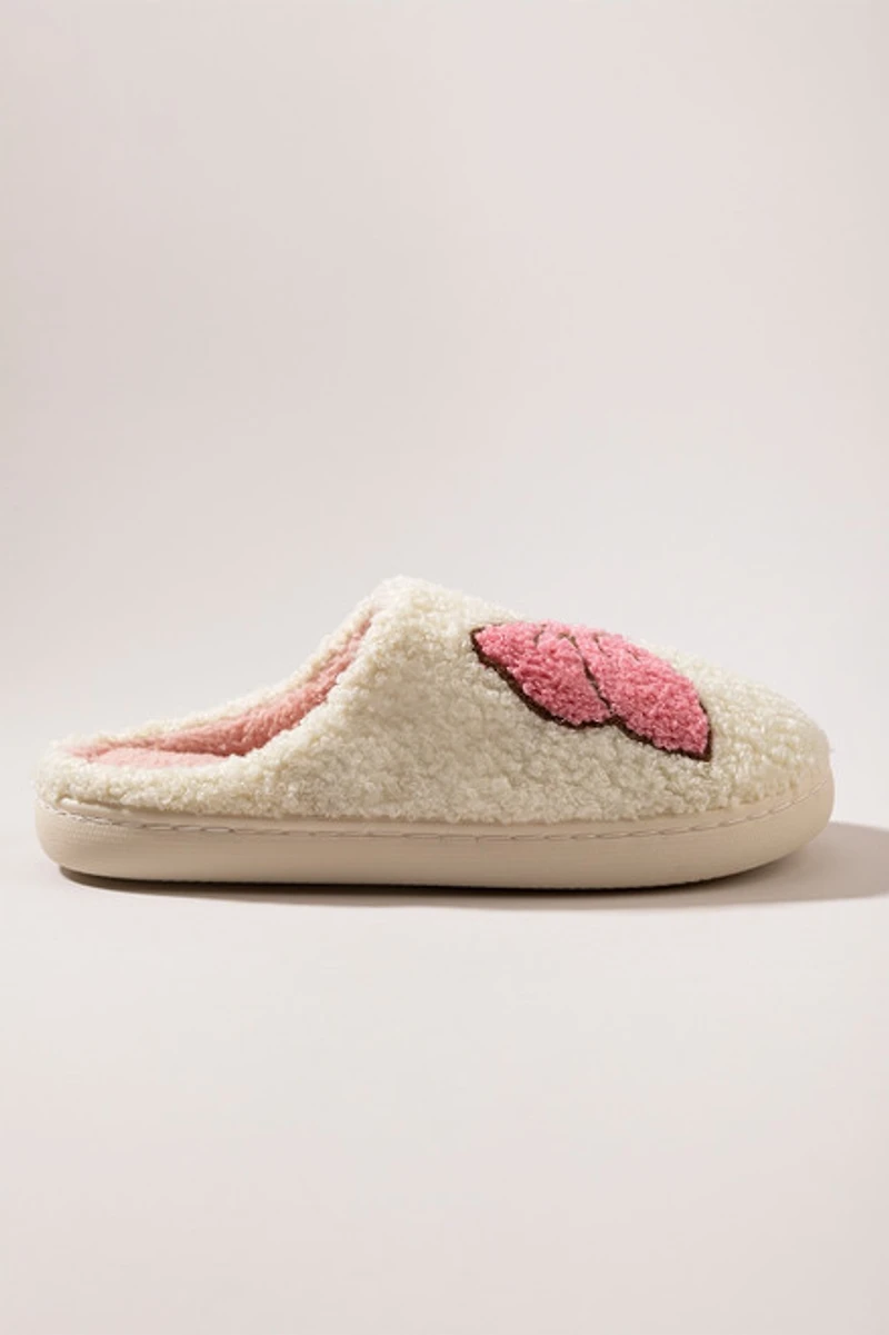 Stella Bow Graphic Fuzzy Slipper