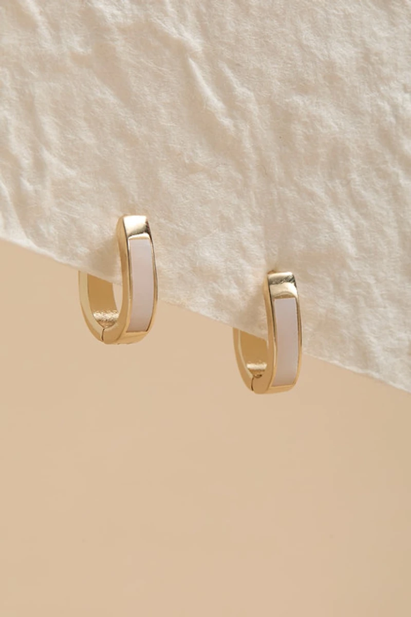 Kathie Oval Smooth Huggie Earrings