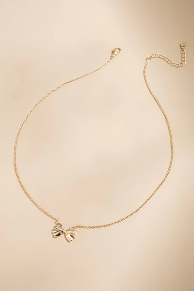 Hot Girls Eat Pasta Carded Pendant Necklace