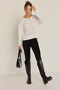 Juliette Crewneck Shoulder Flower Knit Top
