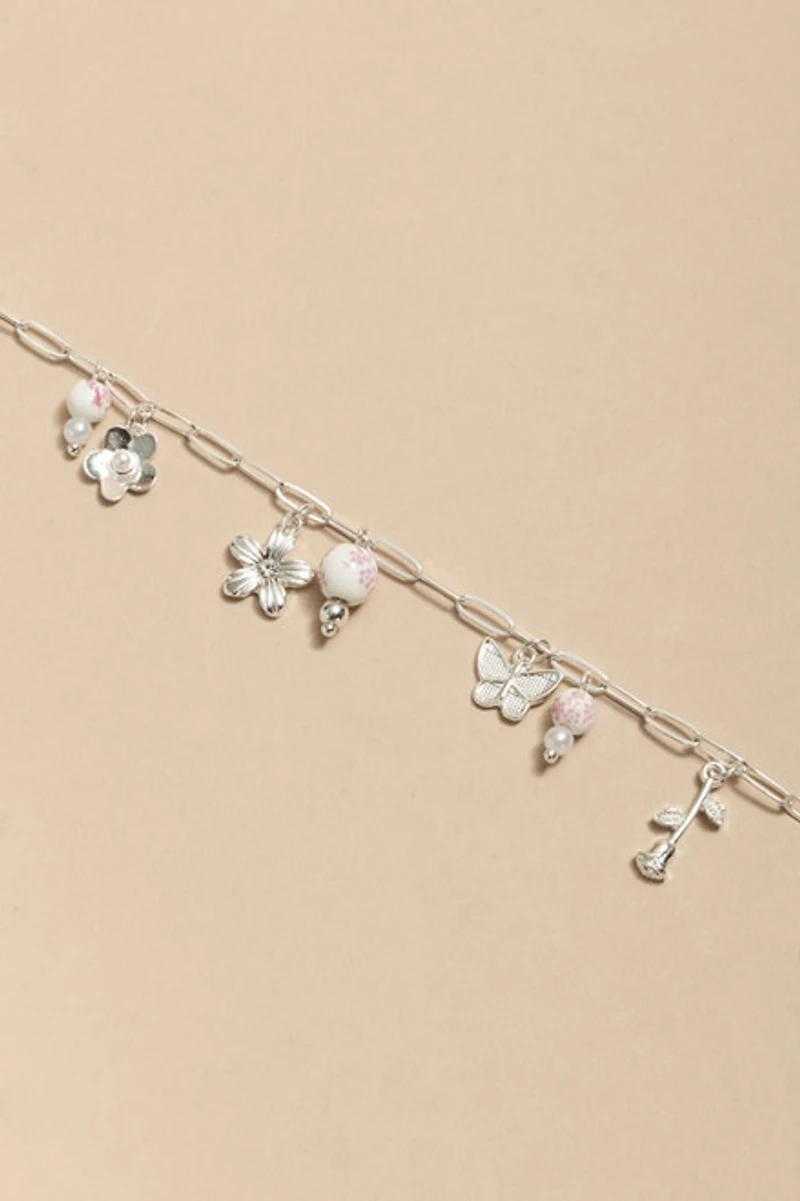 Mary Shaky Charm Paperclip Necklace