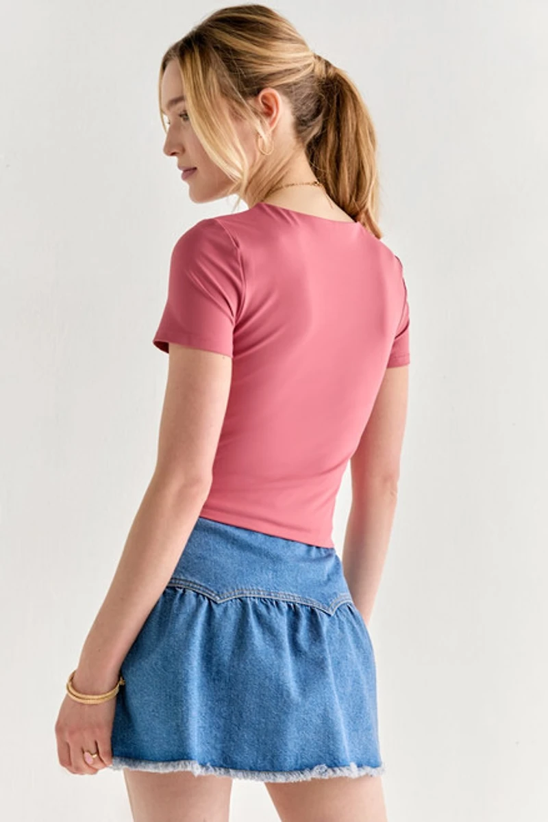 yummi by francesca's Short Sleeve Crew Neck Tee Mauve