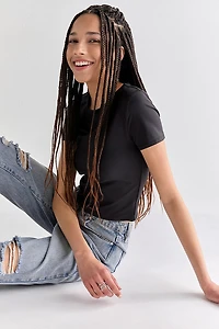 yummi by francesca's Short Sleeve Crew Neck Tee