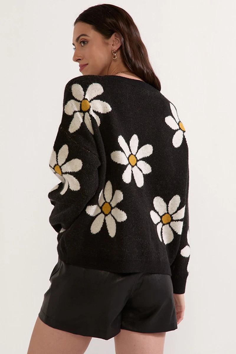 Matilda Pearl Daisy Pattern Pullover Sweater Black