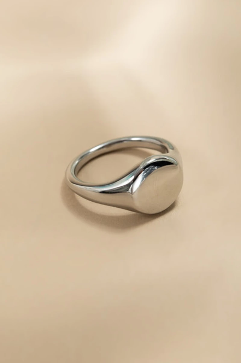 Liz Stainless Steel Signet Ring