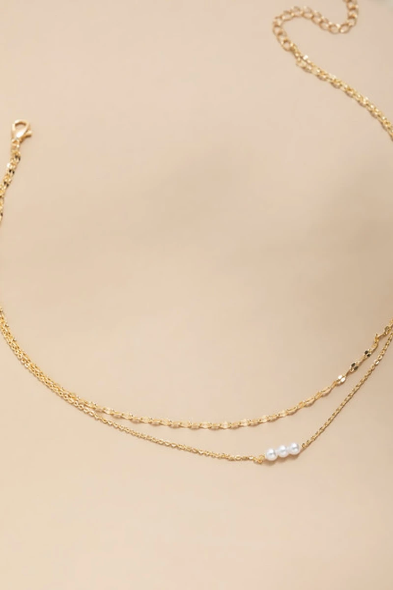 Rosemary Layered Pearl Pendant Necklace