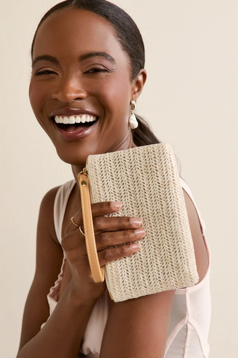 Angelina Straw Wristlet