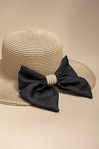 Nadia Pony Bucket Box Straw Hat